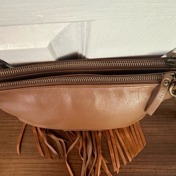 Lucky Brand Cross Body Brown Leather Fringe Boho Purse - Picture 10 of 16